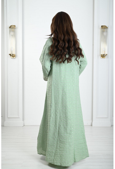 جلابيات نسائية مطرزة بشكل أحترافي