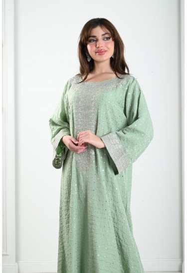 جلابيات نسائية مطرزة بشكل أحترافي