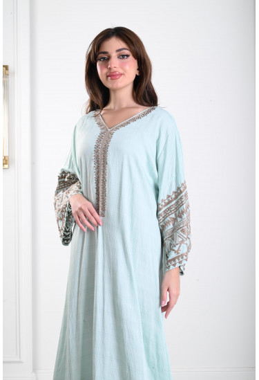 جلابيات نسائية بتطريز مميز