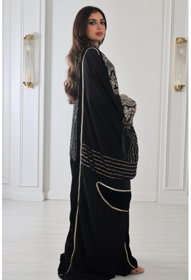 جلابية طويلة فخمة