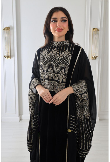 جلابية طويلة فخمة