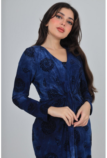 فستان ميدي بقصة أنثوية ناعمة فستان ميدي بقصة أنثوية ناعمة