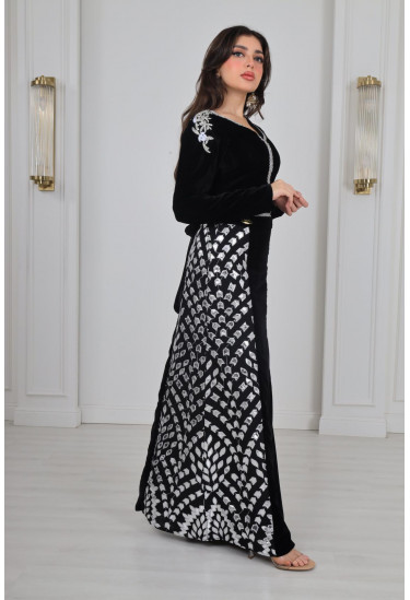 فستان سهرة نسائي قطيفة طويل