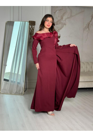 فستان سهرة نسائي بقصات مموجه 