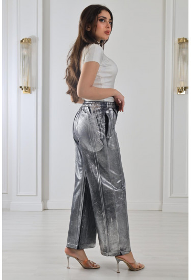 بنطلون بنسيج لامع مميز