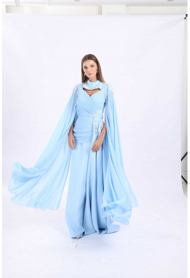 فستان نسائي بأكمام كيب 