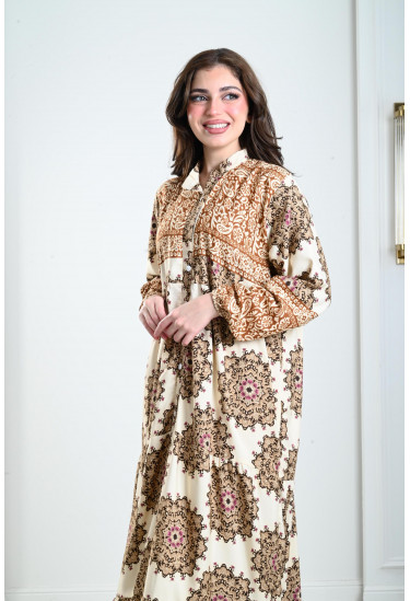 جلابيات نسائية بياقة عالية منقوشة