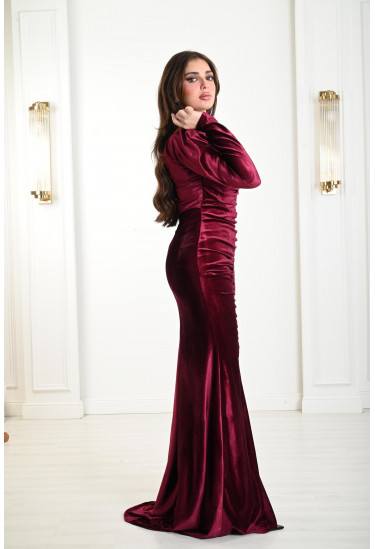 فستان نسائي مخملي بكسرات درابية رقيقة