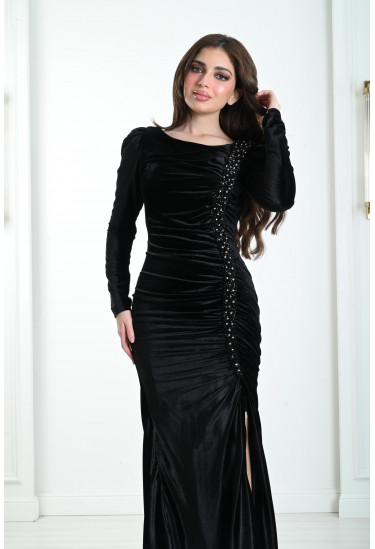 فستان نسائي مخملي بكسرات درابية رقيقة