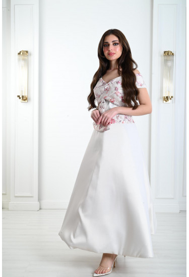 فستان سهرة بأطلالة الأميرات