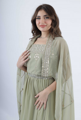 جلابية سهرة فخمة مطرزة بالكريستال جلابية سهرة فخمة مطرزة بالكريستال