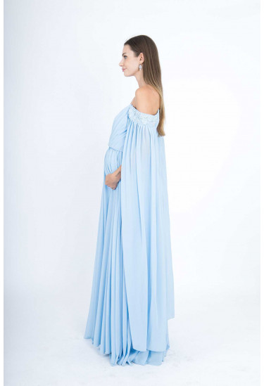 فستان سهرة ناعم بكاب طويل