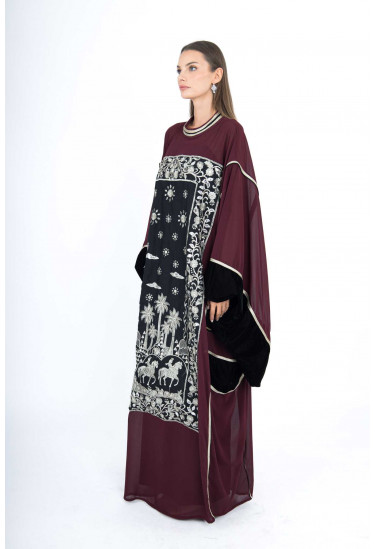 جلابية مخمل بتطريز فني تراثي