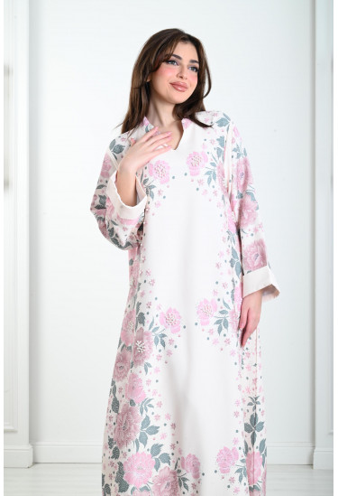 جلابية منقوشة بزهور كبيرة جلابية منقوشة بزهور كبيرة