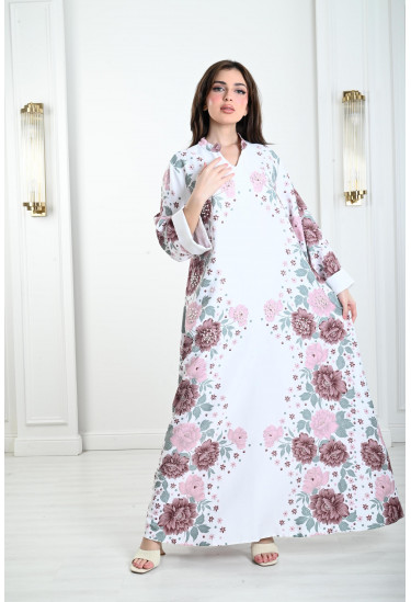 جلابية منقوشة بزهور كبيرة جلابية منقوشة بزهور كبيرة