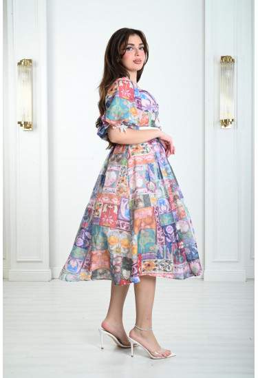 فستان ميدي بنقوشات متنوعة فستان ميدي بنقوشات متنوعة