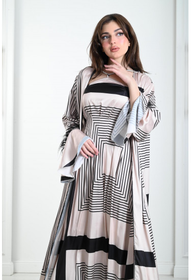 فستان أنيق بقصة منسدلة رقيقة