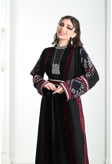 جلابية نسائية بنمط شرقي فاخر