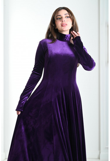 فستان نسائي مخملي بسيط