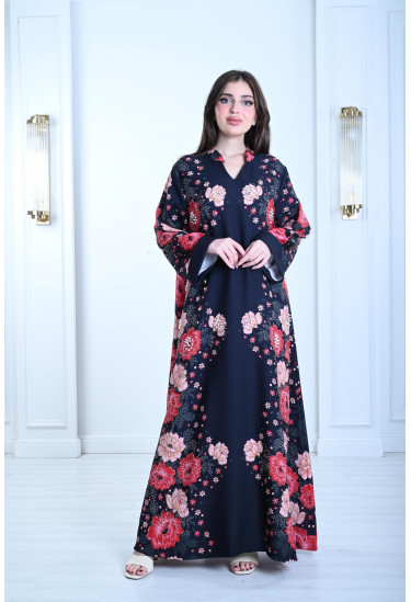 جلابية منقوشة بزهور كبيرة جلابية منقوشة بزهور كبيرة