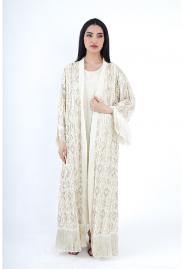 جلابية فاخرة بتصميم راقى ولمسات شرقية