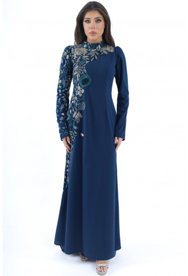 فستان سهرة أنيق بتطريز فخم فستان سهرة أنيق بتطريز فخم