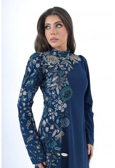 فستان سهرة أنيق بتطريز فخم فستان سهرة أنيق بتطريز فخم