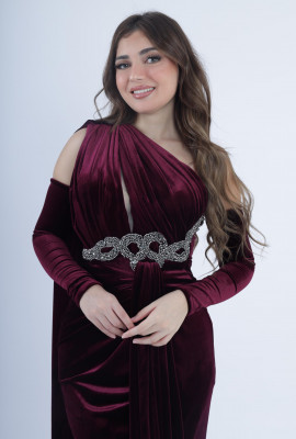 فستان نسائي مخملي مميز فستان نسائي مخملي مميز