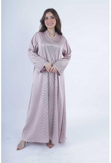 جلابيه نسائي بتطريز مميز وراقي