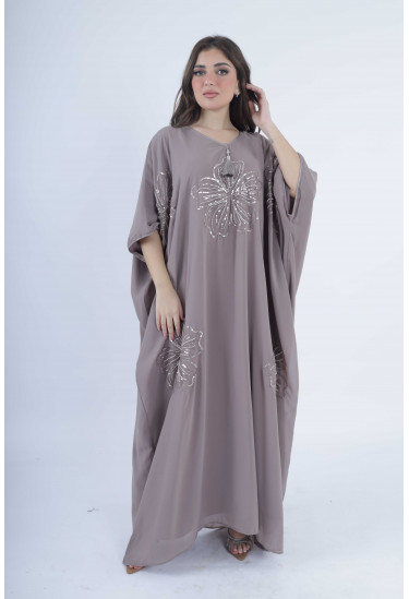 جلابية نسائية مطرزة بالخرز نمط زهرة 