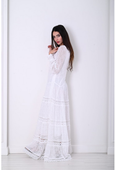 فستان نسائي بلمسات ناعمة فستان نسائي بلمسات ناعمة