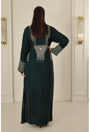 جلابية نسائية بتطريز شرقي مميز