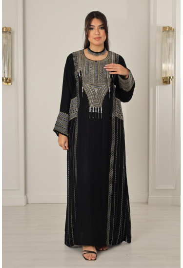 جلابية نسائية بتطريز شرقي مميز