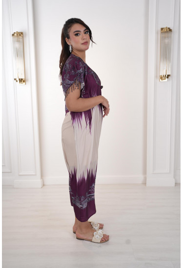 فستان نسائي بنقشات شرقية ولمسات كريستالية