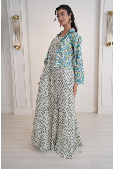 فستان أنيق واسع مع جاكيت قصير مزين بنقوش فستان أنيق واسع مع جاكيت قصير مزين بنقوش