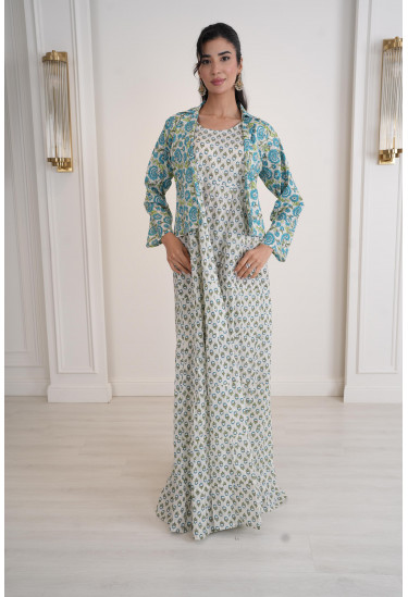 فستان أنيق واسع مع جاكيت قصير مزين بنقوش فستان أنيق واسع مع جاكيت قصير مزين بنقوش