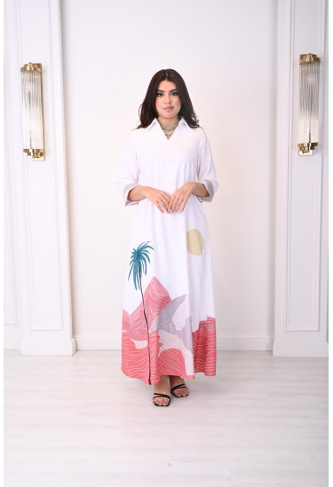 جلابية واسعة بطبعات فنية وأكمام أنيقة