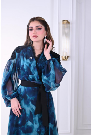 فستان نسائي طويل بطباعات مموجة 