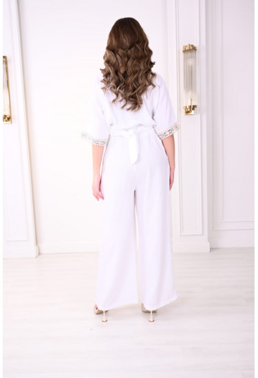 جمبسوت نسائي بأكمام واسعة وتطريز ملون جمبسوت نسائي بأكمام واسعة وتطريز ملون