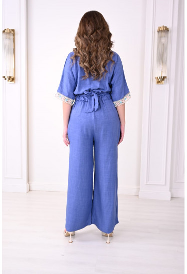 جمبسوت نسائي بأكمام واسعة وتطريز ملون جمبسوت نسائي بأكمام واسعة وتطريز ملون