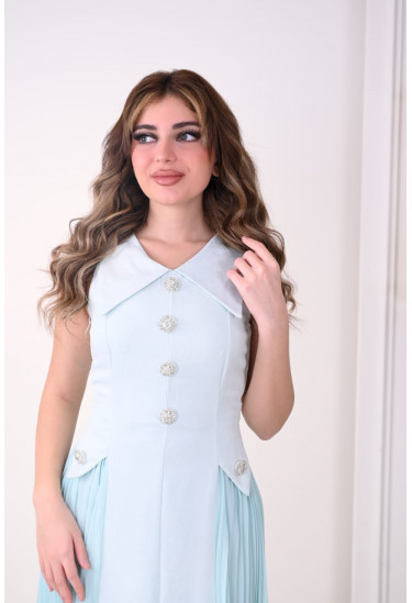 فستان نسائي بلا أكمام مزين بأزرار لامعه فستان نسائي بلا أكمام مزين بأزرار لامعه