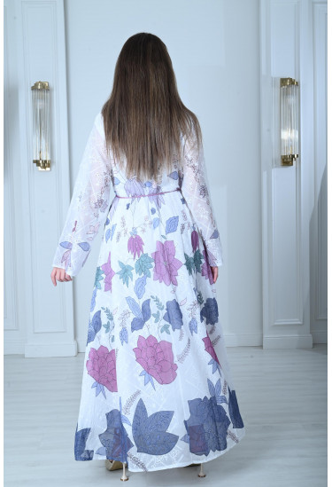 فستان نسائي بطباعات ورود رقيقة