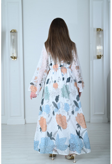 فستان نسائي بطباعات ورود رقيقة