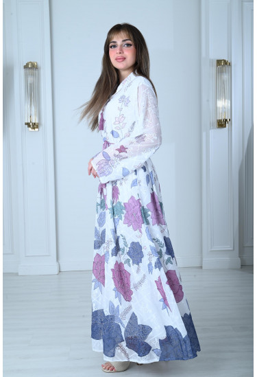 فستان نسائي بطباعات ورود رقيقة