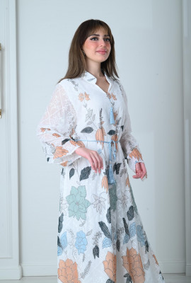 فستان نسائي بطباعات ورود رقيقة فستان نسائي بطباعات ورود رقيقة