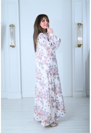 جلابية نسائية مع نقوش من الأزهار