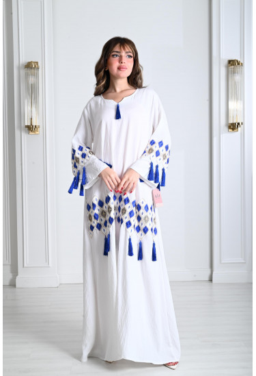 جلابية نسائية مطرزة بأكمام طويلة