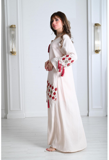 جلابية نسائية مطرزة بأكمام طويلة