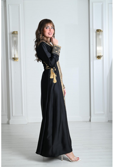 جلابية نسائية بكلفة أنيقة جلابية نسائية بكلفة أنيقة