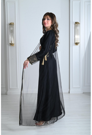 جلابية نسائية بكلفة أنيقة جلابية نسائية بكلفة أنيقة